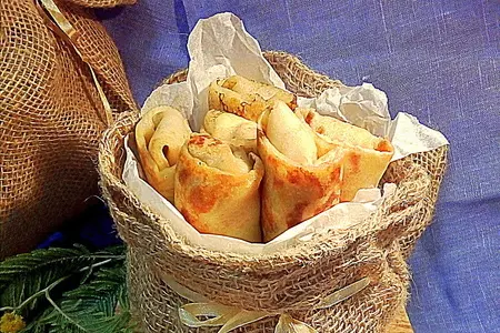 Нежные, тонкие блинчики с начинкой из лесных грибов с луком #масленица2021: шаг 7