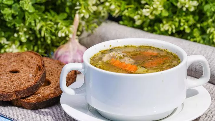 Постный грибной суп с овощами и гречкой: шаг 9