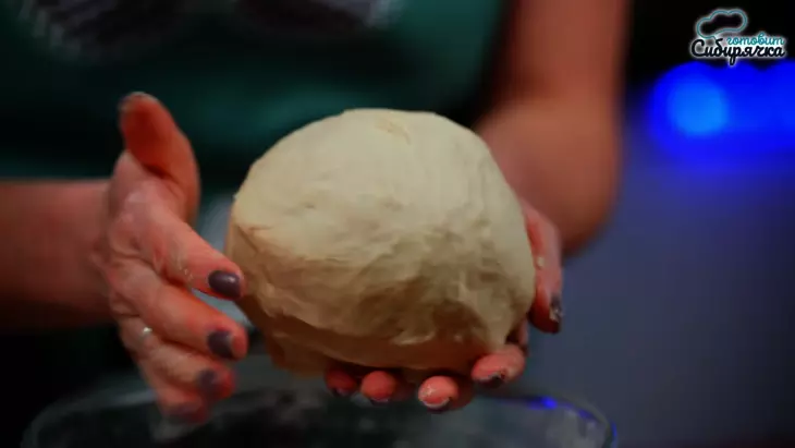 Вареники с начинкой из мясного фарша с капустой: шаг 4