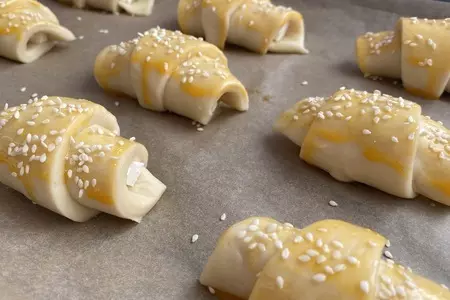 Быстрые рогалики с начинкой: шаг 2