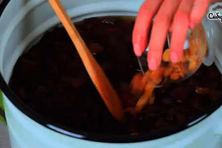 Домашний хлебный квас с рисом и изюмом: шаг 5