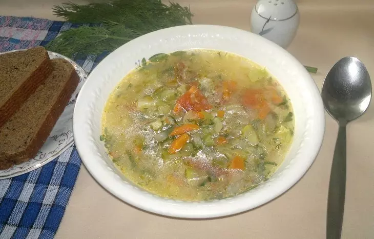 Щи с молодой капустой, кабачком и помидорами #литкухня #кулинар: шаг 13