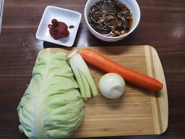 Летние щи с тефтелями-гречаниками  #литкухня  #кулинар: шаг 3