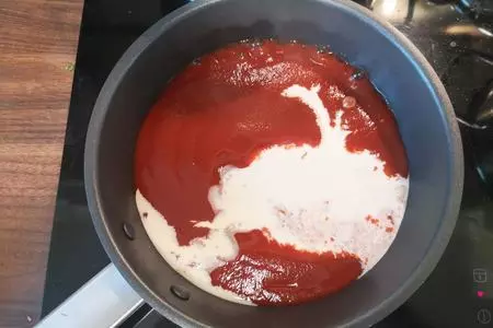 Супчик с тунцом, зеленым горошком и оливками: шаг 3