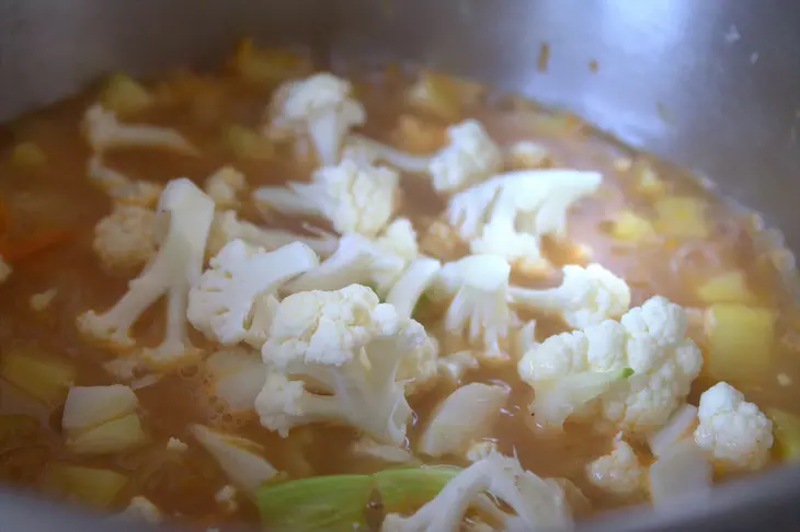 Щи с цветной капустой и тыквой #литкухня и #кулинар: шаг 7