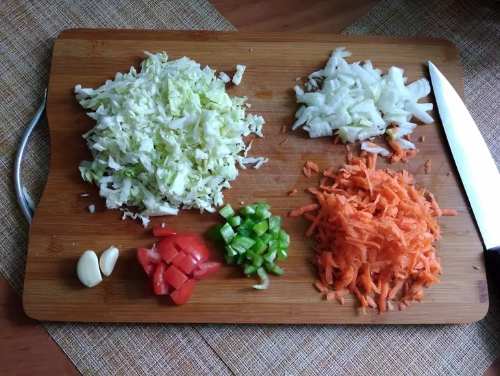 Лёгкие диетические щи на курином бульоне #литкухня #кулинар: шаг 1
