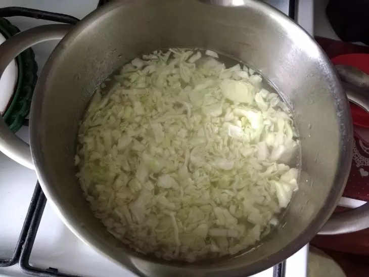Лёгкие диетические щи на курином бульоне #литкухня #кулинар: шаг 2