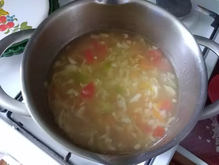 Лёгкие диетические щи на курином бульоне #литкухня #кулинар: шаг 7