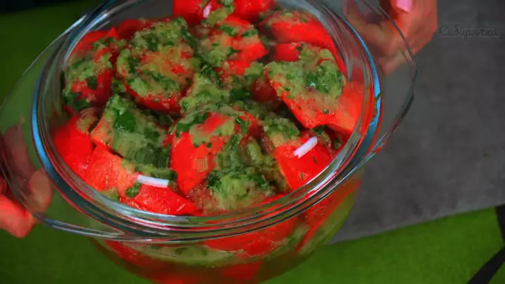 Острая закуска из помидоров с чесночным соусом: шаг 8