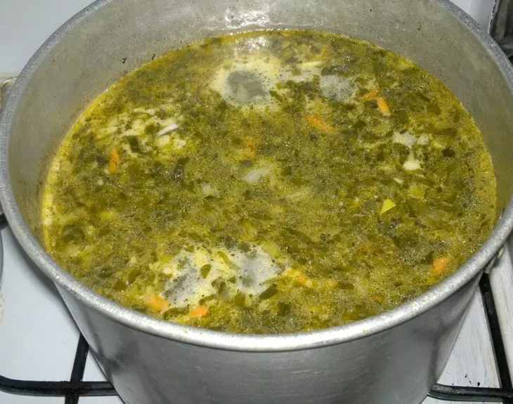 Зелёные щи с фасолью #литкухня #кулинар: шаг 9
