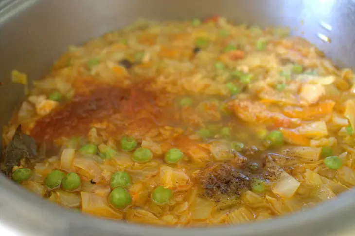 Щи из молодой капусты с горошком #литкухня и #кулинар: шаг 8