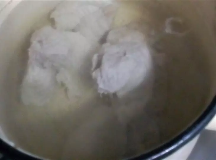 Фитнес щи с филе индейки и краснодарскими помидорами #литкухня #кулинар: шаг 1