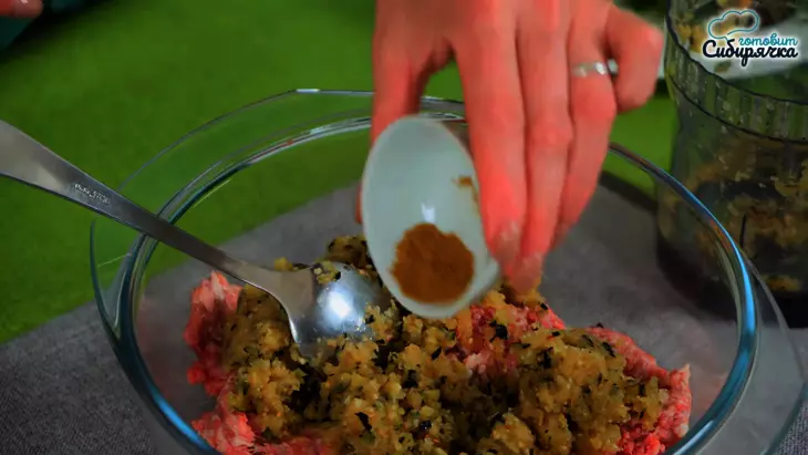 Котлеты из баклажанов с мясным фаршем по-домашнему: шаг 1