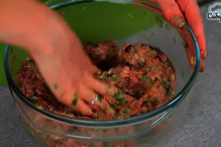 Котлеты из баклажанов с мясным фаршем по-домашнему: шаг 4