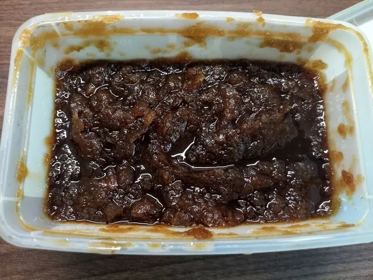 Кофейная гранита — лед в бокале: шаг 3