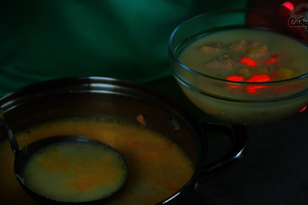 Куриный суп с плавленым сливочным сыром и овощами: шаг 8