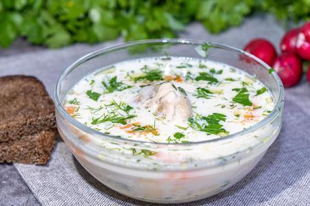 Куриный суп с плавленым сливочным сыром и овощами: шаг 9