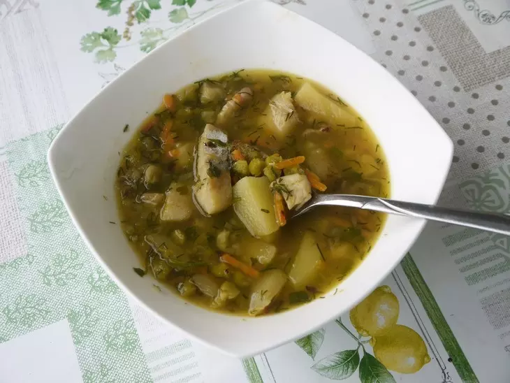 Гороховый суп с рыбой: шаг 4