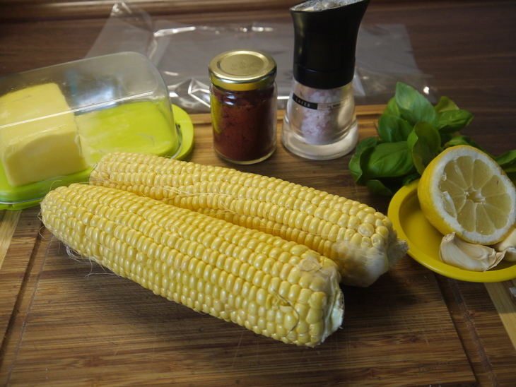 Запеченная в рукаве сливочная кукуруза: шаг 1
