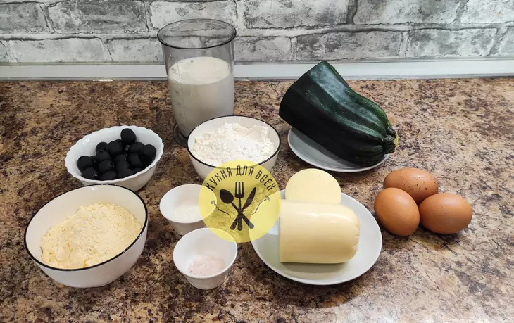Кукурузные блины с начинкой из кабачков: шаг 1