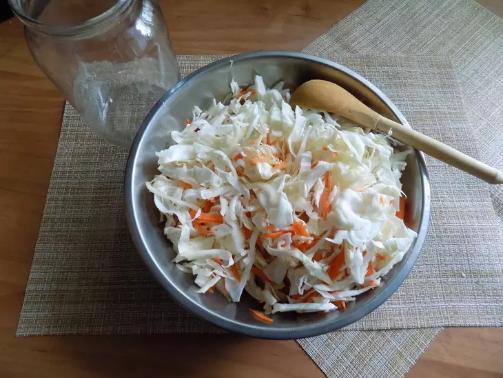 Быстрая маринованная капуста: шаг 3