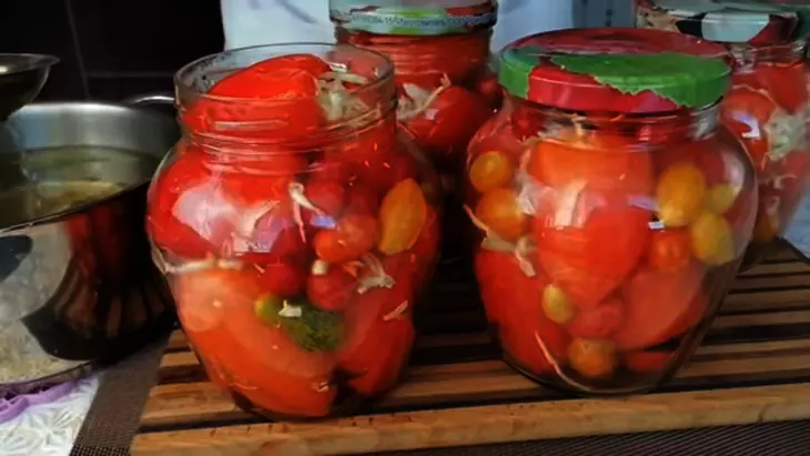 Фаршированные перцы на зиму: шаг 5