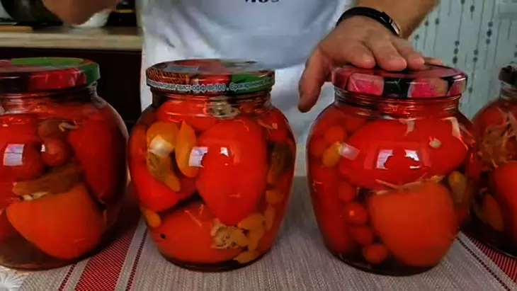 Фаршированные перцы на зиму: шаг 7