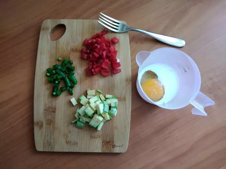 Омлет рыбный #накормишкольника: шаг 2