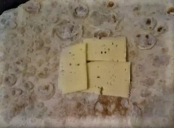 Мешочки "курочка ряба" с яйцом и цыпленком!  #накормишкольника: шаг 1