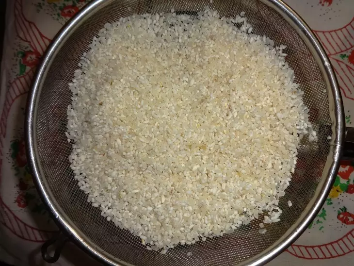 Рисовая каша с яблоками и изюмом#накормишкольника: шаг 1
