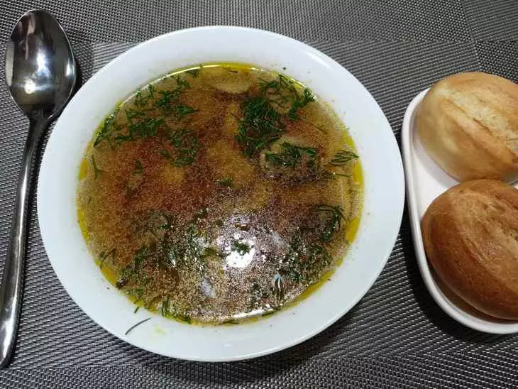 Грибной суп с лапшой и курицей в мультиварке: шаг 8