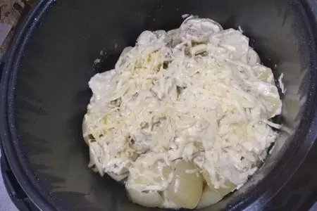 Тушеный хек с картофелем в мультиварке: шаг 4