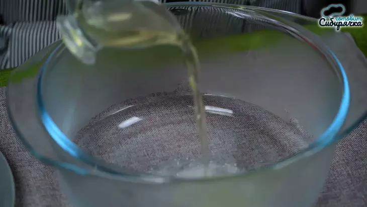 Сибирские пельмени из заварного теста с мясным фаршем: шаг 1