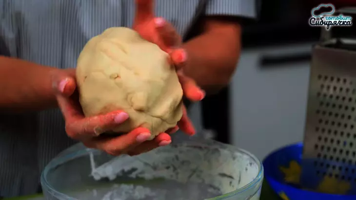Сибирские пельмени из заварного теста с мясным фаршем: шаг 4