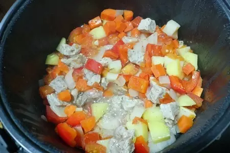 Рагу со свининой в мультиварке: шаг 3
