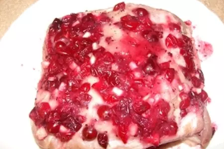 Мясо, запечённое с клюквой: шаг 3