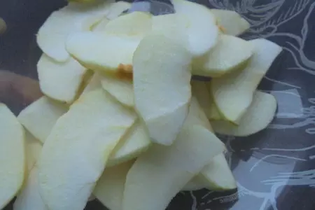 Белая пицца (с яблоками и корицей): шаг 4