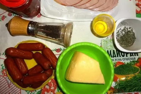 Пицца с колбасками и оливками: шаг 4