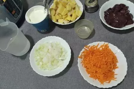 Картофель с печенью в мультиварке: шаг 2