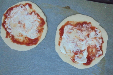 Пицца с копченой горбушей: шаг 3