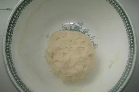 Белая пицца с овощами и плавленым сыром: шаг 5