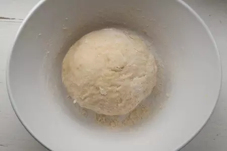 Пицца с курицей и маринованными грибами: шаг 3
