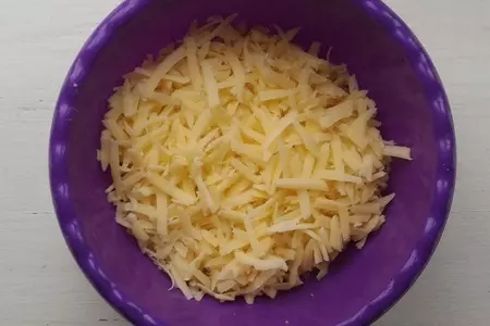 Пицца с курицей и маринованными грибами: шаг 7