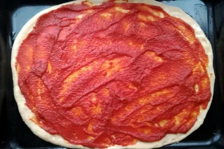 Пицца с курицей и маринованными грибами: шаг 10