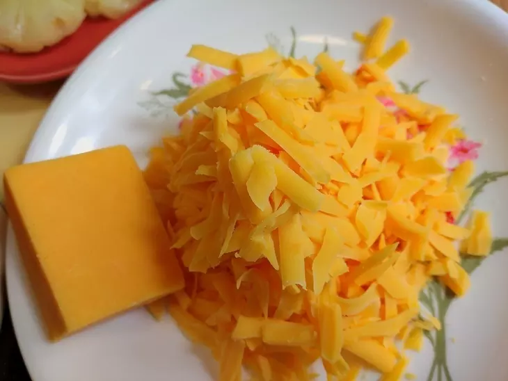 Пицца с курицей под соусом карри: шаг 13