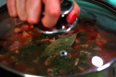 Суп с овощной заправкой и колбасой: шаг 7