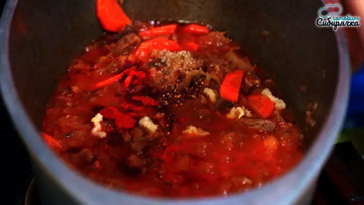 Азу с говядиной и картофелем с солеными огурцами по-татарски: шаг 6