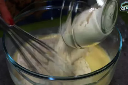Фаршированные блины с начинкой из творога с изюмом: шаг 3