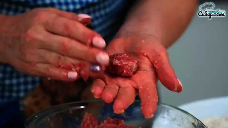 Суп с фрикадельками из мясного фарша и клецками: шаг 5