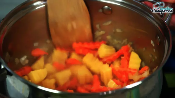 Суп с фрикадельками из мясного фарша и клецками: шаг 6